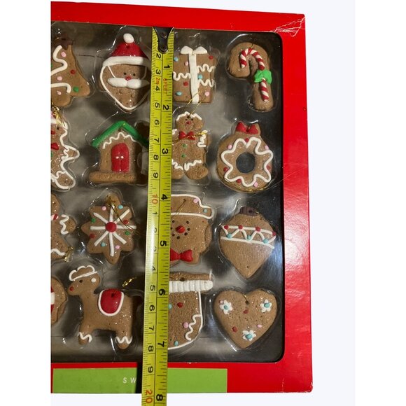 Set Of 16 North Pole Trading Co. "Sweet" Personality Ornaments - Picture 10 of 10
